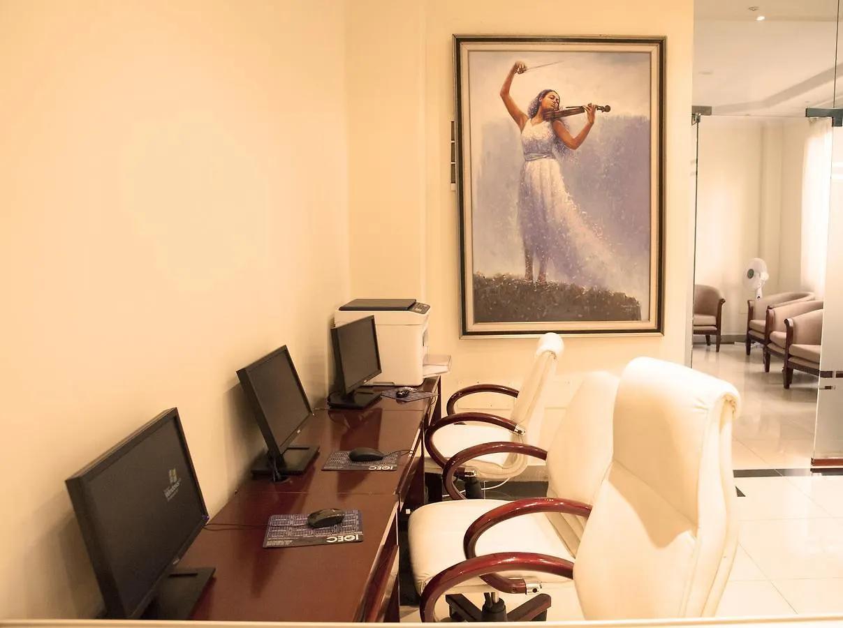 ***  Tizeze Hotel Adís Abeba Etiopía